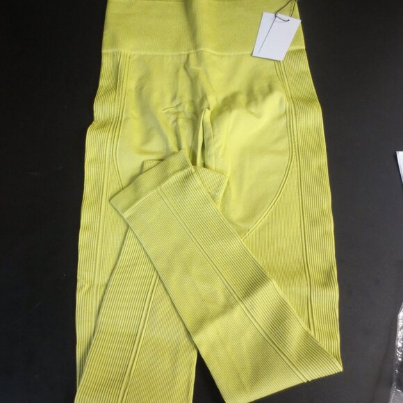 ALALA WOMEN'S CHARTREUSE SEAMLESS TEXTURED LEGGING PANT - LARGE - Picture 1 of 6